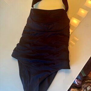 one piece swimming suit